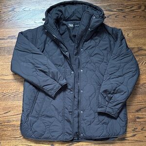 Zara Women’s Black Quilted Puffer Jacket